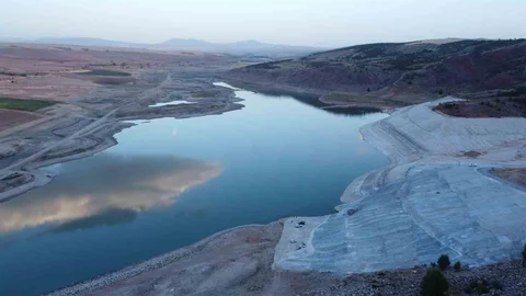 Uzunlu Barajı'nda Su Seviyesi Artıyor