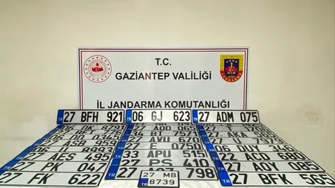 Gaziantep'te Sahte Plakalar Ele Geçirildi
