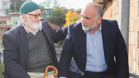 Emekli Vatandaşlara Düğün Desteği