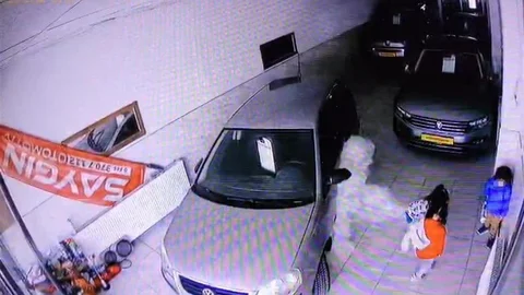 Denizli'de Çocukların Yangın Tüpü Oyununa Dikkat