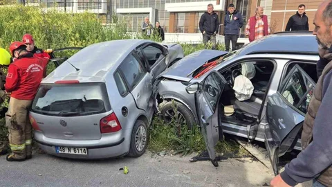 Susurluk'ta Trafik Kazası: 4 Yaralı