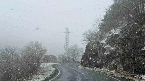 Zigana Dağı'nda Nisan Karı Sürprizi