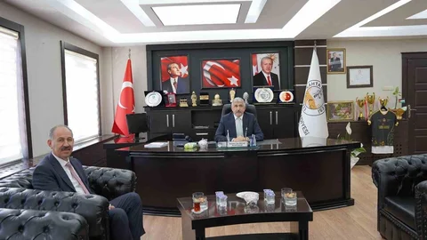 Arpaçay'dan Kahta'ya Belediye Ziyareti