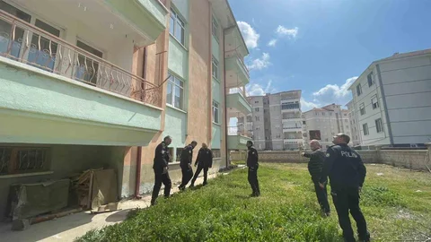 Karaman'da Pencereden Düşen Çocuk Yaralandı