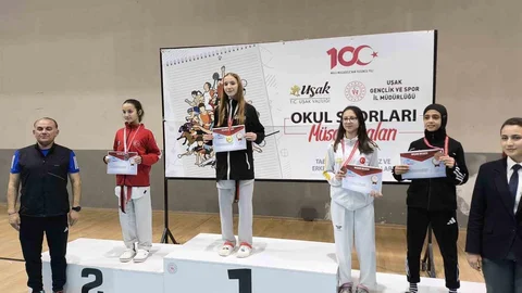 Yunusemreli Tekvandocu Altın Madalya Kazandı