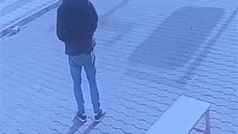 Diyarbakır'da Öğrenci Kazası Güvenlik Kamerasında