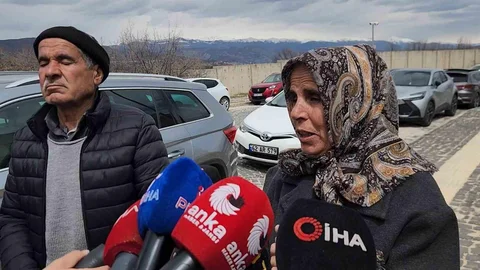 Gülistan Doku’nun ailesinden adliye önünde açıklama: "6 yıldır biz biliyoruz. Ne gündüzümüz gündüz, ne gecemiz gece"