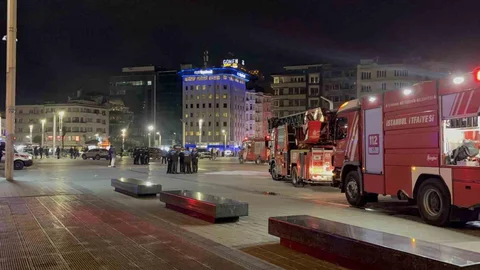 Taksim Metro İstasyonu'nda Yangın Alarmı