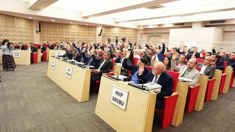 Manisa Büyükşehir Belediyesi 2025’i Fazla Bütçe ile Kapatıyor