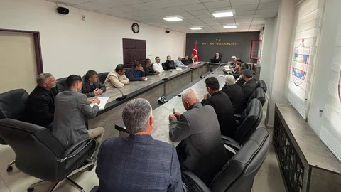 Kaymakam Çelikkol, Mahalle Muhtarlarıyla Biraraya Geldi