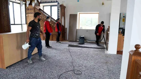 Akçaova TOKİ Camisi İbadete Açılıyor