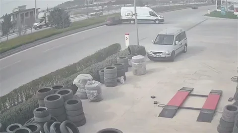 Sürücüsüz Minibüs Kazası Konya'da Gerçekleşti