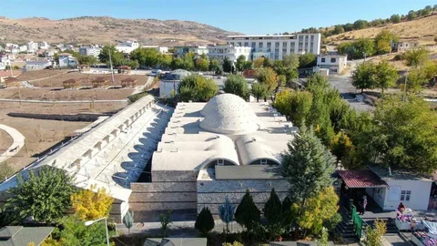 Diyarbakır Çermik Kaplıcaları Ziyaretçi Akınına Uğruyor
