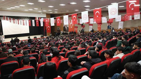 Ağrı’nın Kurtuluş Yıldönümü Kutlaması Gerçekleşti