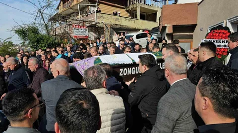 Zonguldak'ta Menenjit Şüphesiyle Vefat Eden Genç Kız