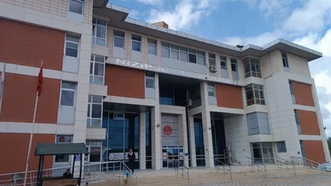 Gaziantep'te Çocuğu Bıçakla Yaralayan Hademe Tahliye Edildi
