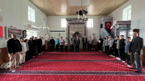 Hisarcık’ta Müezzin Öğrencilere Ödül Verildi