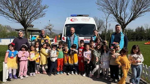 Minik Öğrencilere Diş Sağlığı Eğitimi Verildi