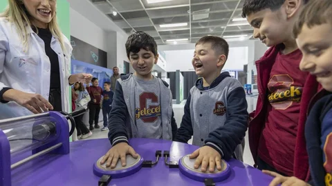 Mersin Mercan Bilim Merkezi Ziyaretçi Rekoru Kırdı