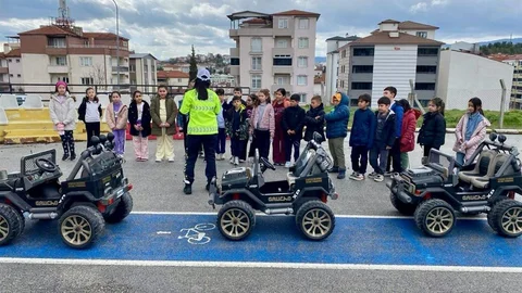 Bilecik'te Uygulamalı Trafik Eğitimi Gerçekleşti