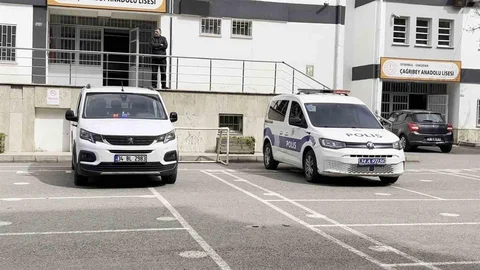 Üsküdar'da Okullarda Güvenlik Önlemleri Artırıldı
