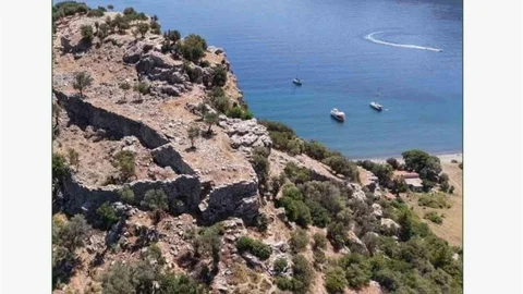Amos Antik Kenti'nde Tarihi Sözleşme Bulundu