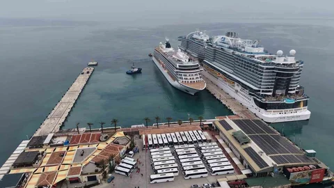 Kuşadası'na Gelen Kruvaziyer Turist Sayısı Artıyor