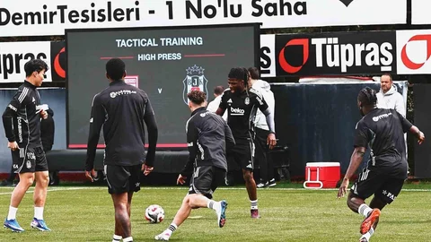 Beşiktaş Antrenman Yaparak Hazırlıklarını Sürdürüyor