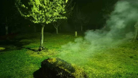 Iğdır'da Çiftçiler Dumanlama Yöntemi Uyguladı