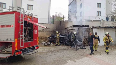 Bursa İnegöl'de Depo Yangını