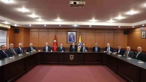 Memet Aslan Trabzon'da OSBÜK Zirvesinde