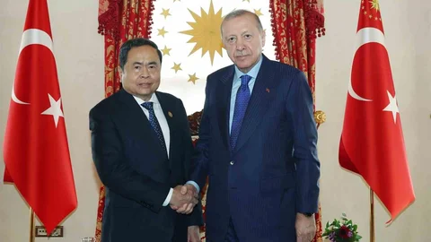 Cumhurbaşkanı Erdoğan Vietnam Meclis Başkanını Kabul Etti