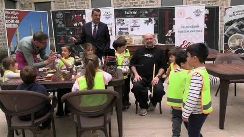 Edirne'de Minik Ellerle Geleneksel Sanat Etkinliği