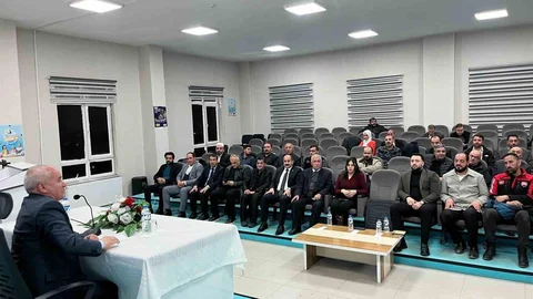 Ağrı'da Derneklere Eğitim Verildi