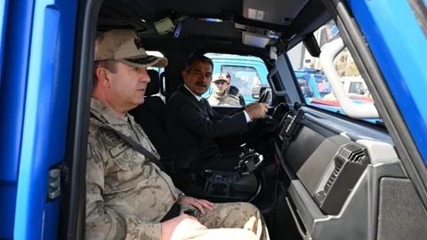 Şırnak’ta Zırhlı Araç Tanıtımı Yapıldı