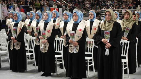 Niğde’de 111 Hafız İcazet Töreni Düzenlendi