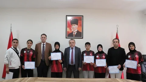 Bilecik'te Sporculara Başarı Belgeleri Verildi