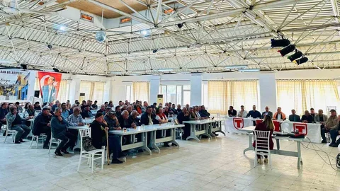 Buldan'da Üzüm Üreticilerine Bilgilendirme Toplantısı