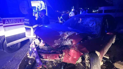 Hatay'da Otomobil Kazası: 3 Yaralı