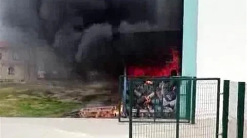 Diyarbakır'da Atık Depo Yangını