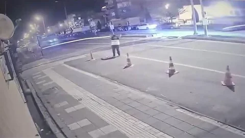 Diyarbakır'da Otomobil Trene Çarptı