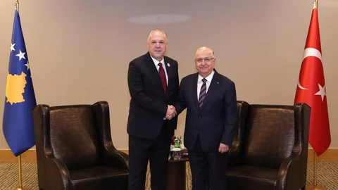 Bakan Güler Kosova Başbakan Yardımcısı ile Görüştü