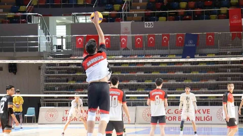 Şanlıurfa Voleybol Takımı İkinci Galibiyetini Aldı