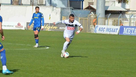 Sökeli Futbolcu Anıl Taşdemir, Futbola Veda Etti