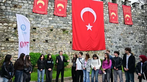 Bursa'da Gençlere Tarih Anlatıldı