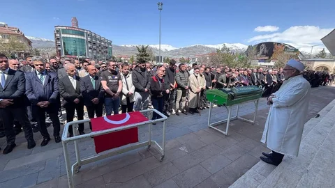 Erzincan'da Gıyabi Cenaze Namazı Kılındı