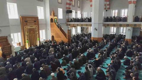 Erciş'te Gıyabi Cenaze Namazı Kılındı