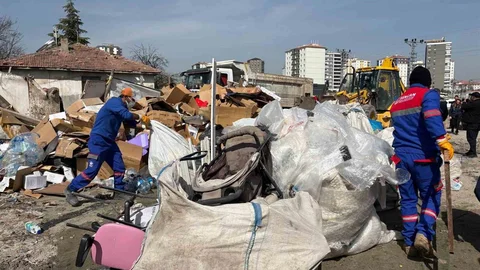 Sincan'da Temizlik Çalışmaları Devam Ediyor