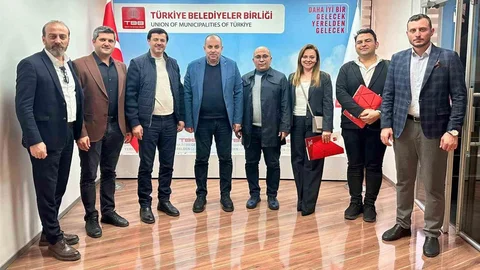 Körfez Belediyesi Projeleri Örnek Gösterildi