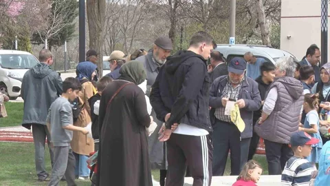 Pursaklar'da Yenilenen Park Açıldı